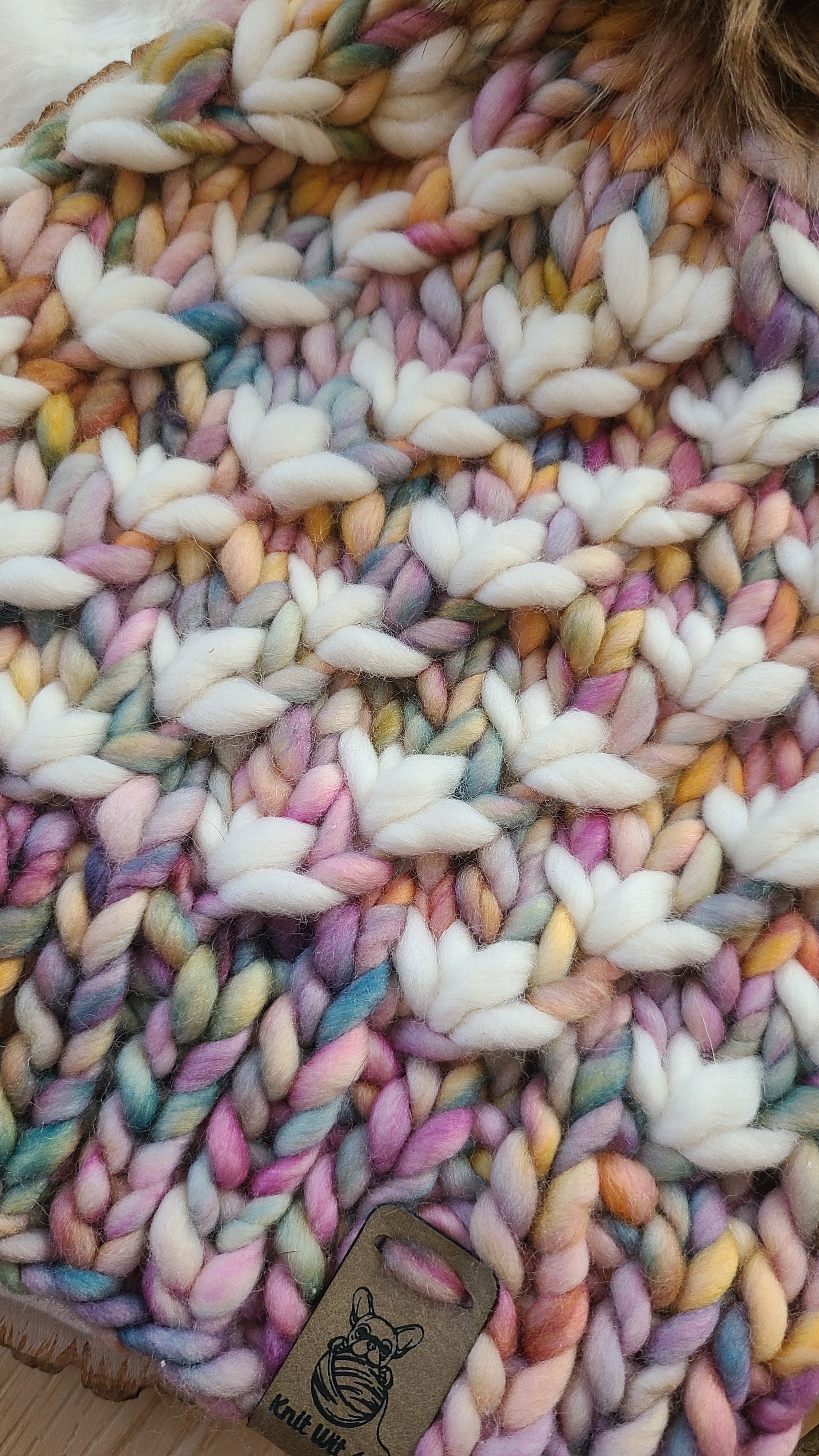 Dancing Leaves - merino wool knit hat