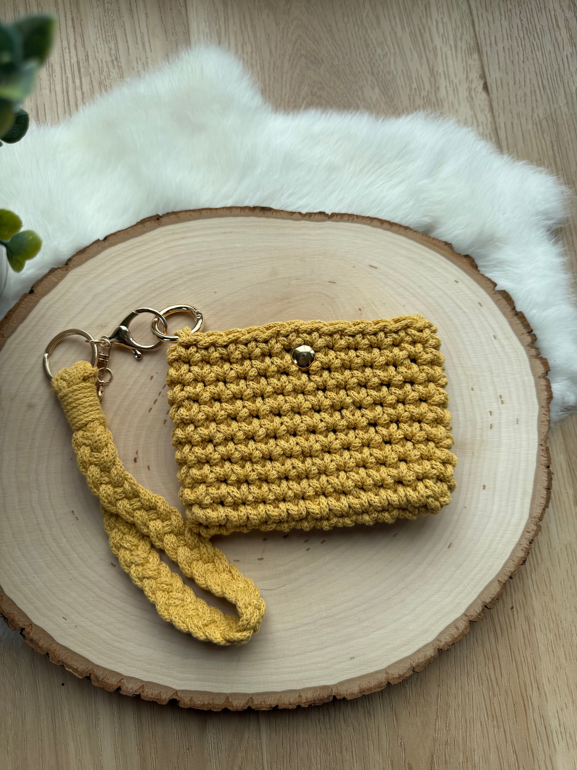 Crochet wallet