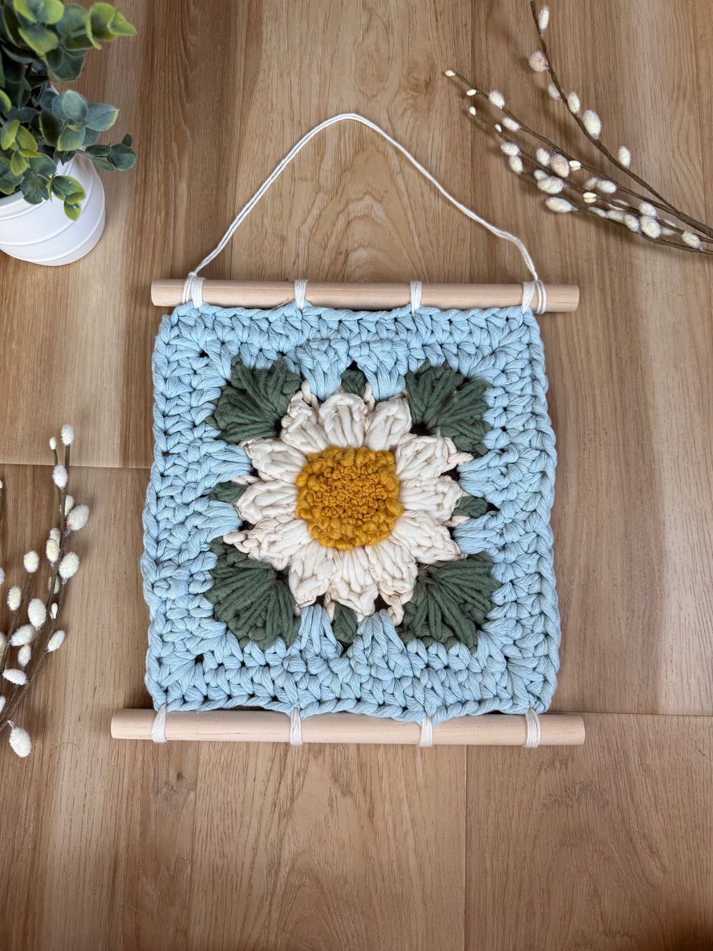 Daisy embroidered granny square
