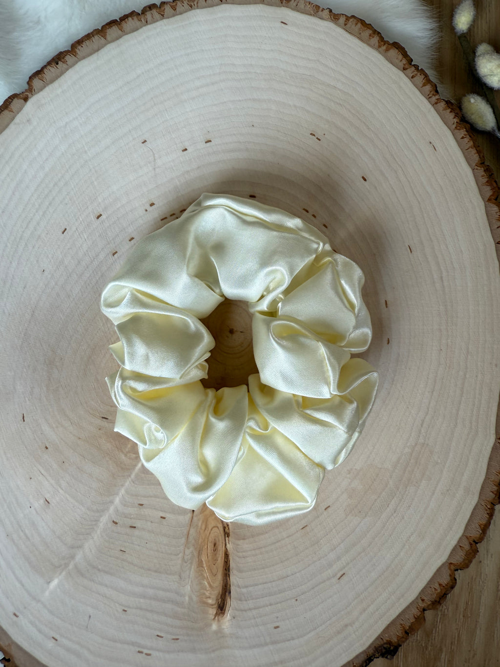 Satin scrunchie - solid colors (medium size)