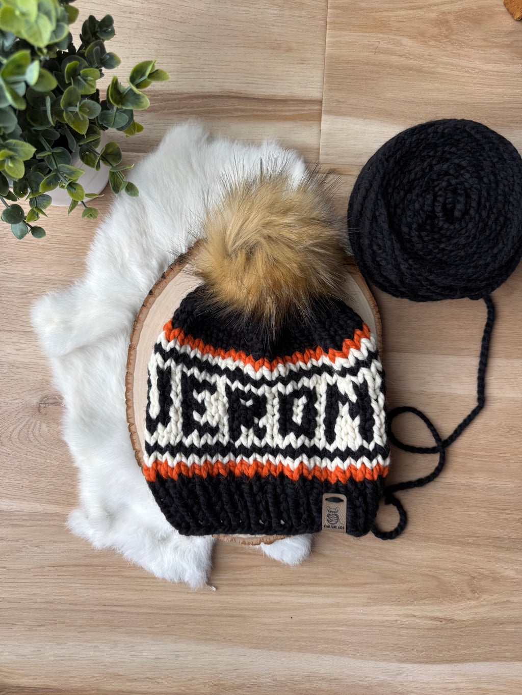 Verona Knit Hat - Black