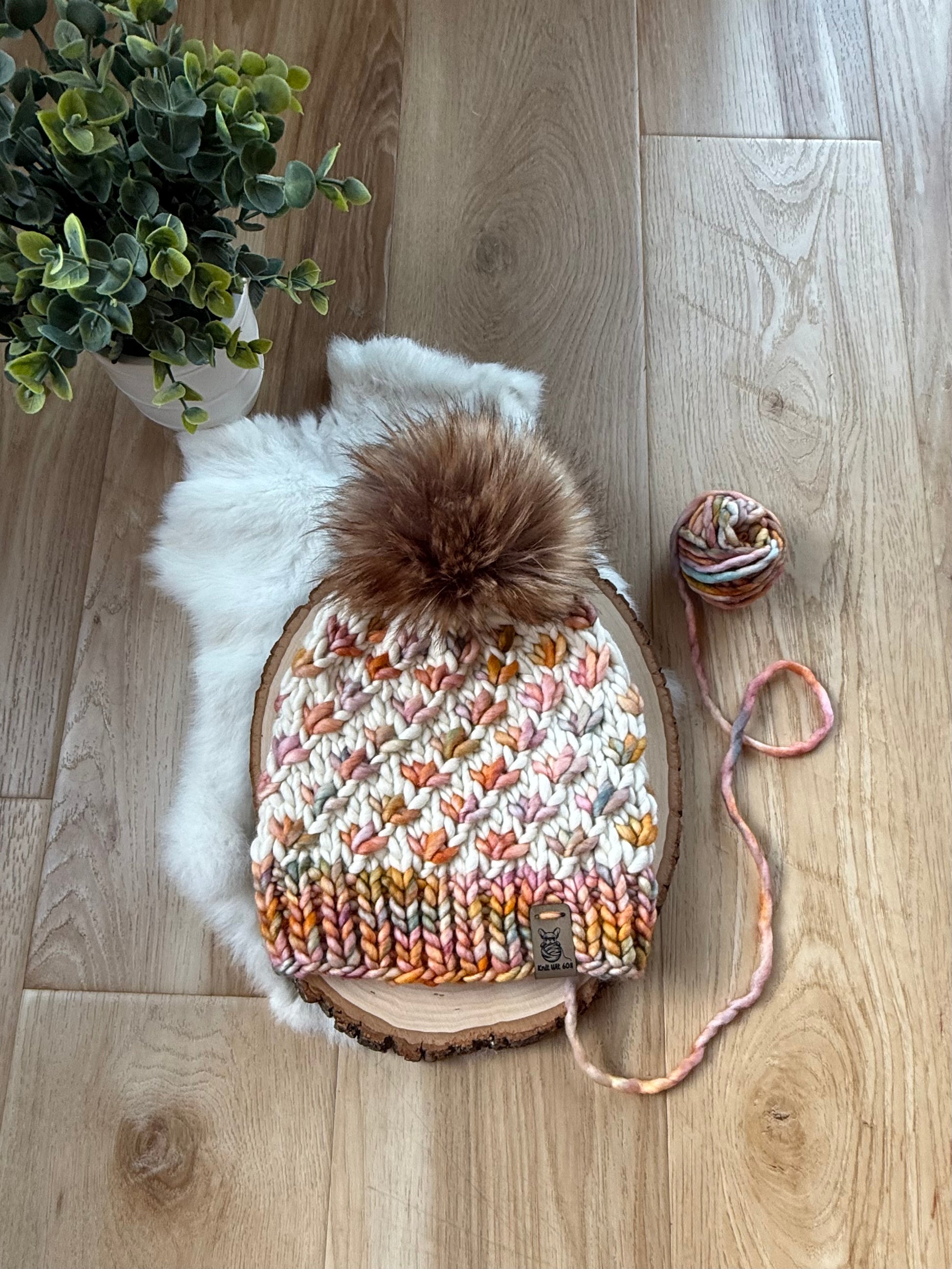 Merino wool knit hat - fall leaves