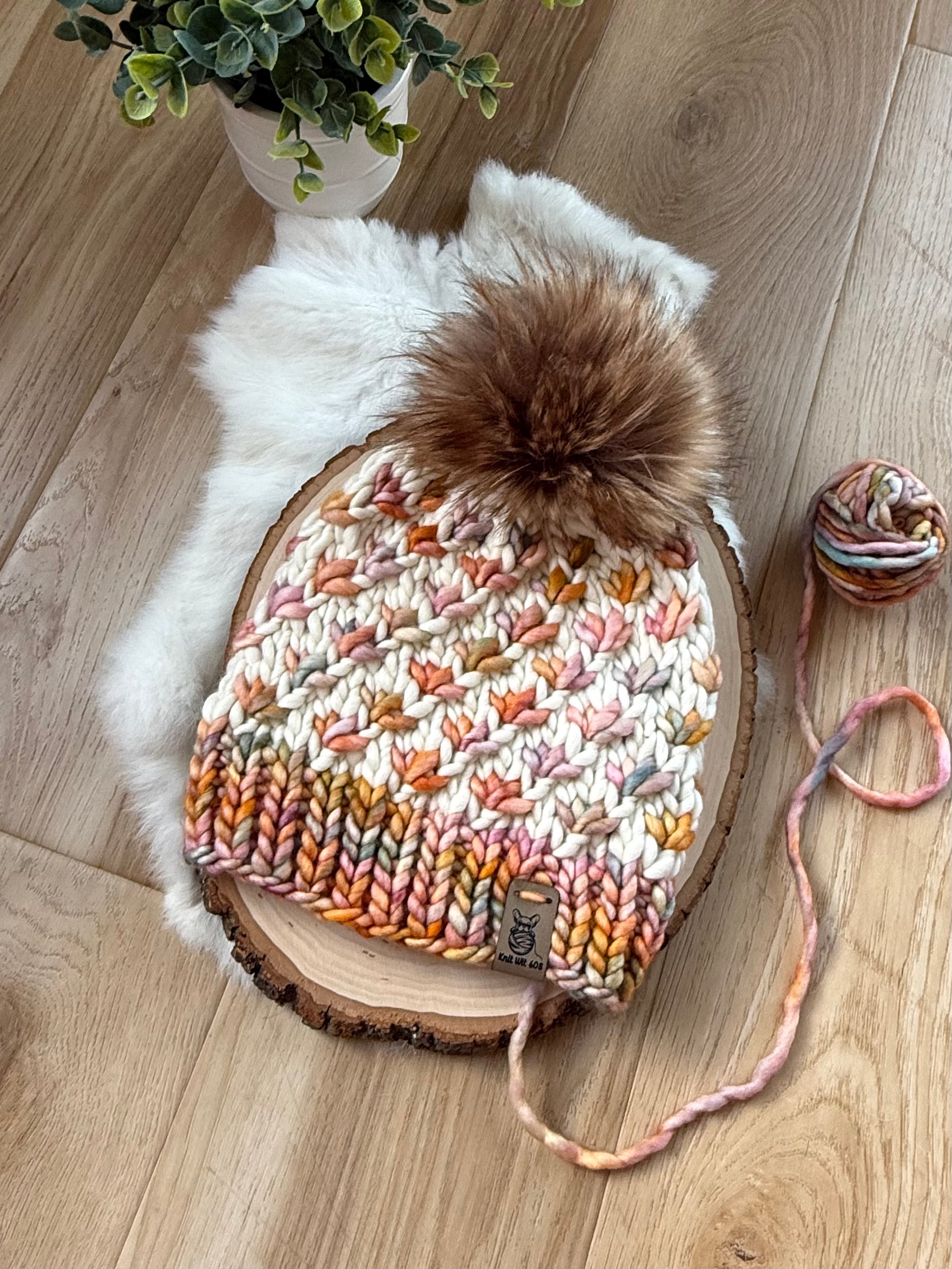 Merino wool knit hat - fall leaves