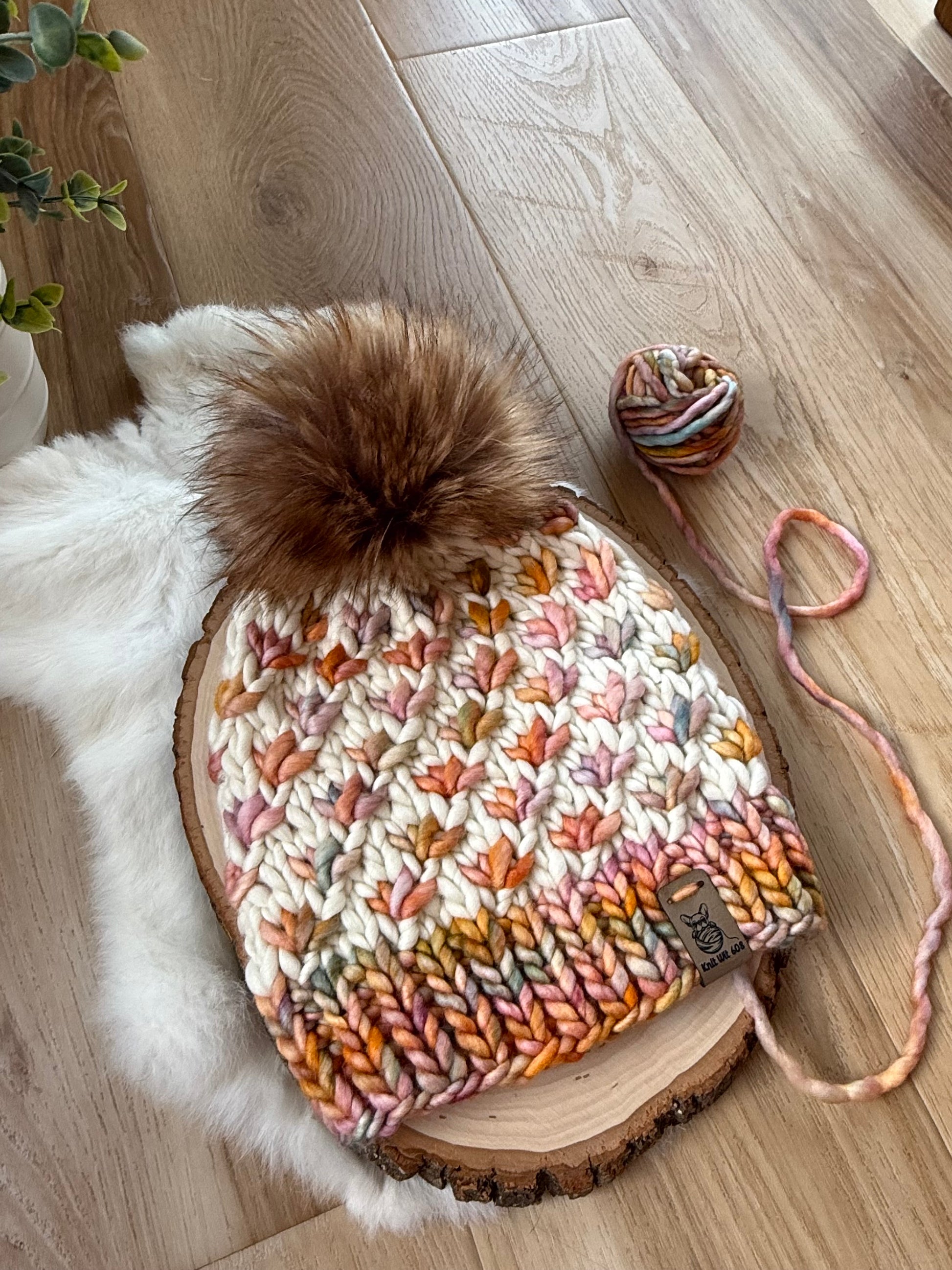 Merino wool knit hat - fall leaves