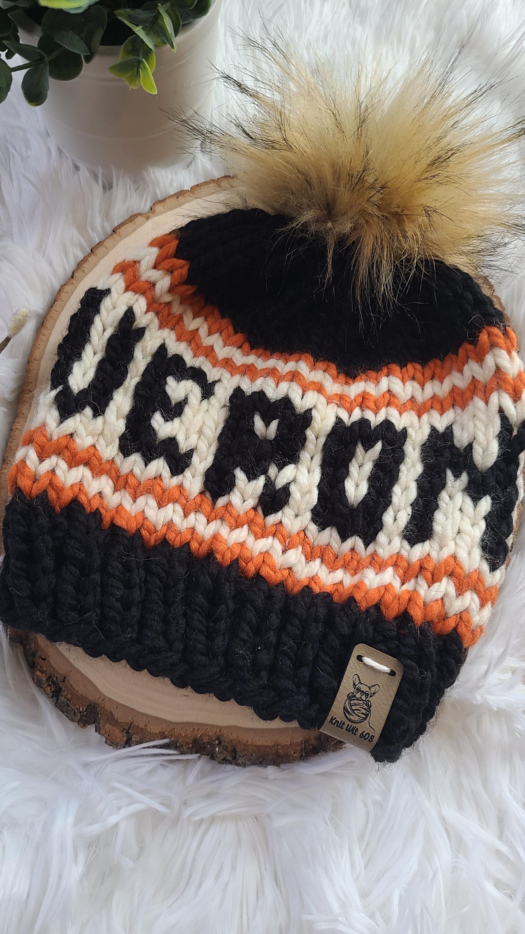 VERONA black and orange knit hat