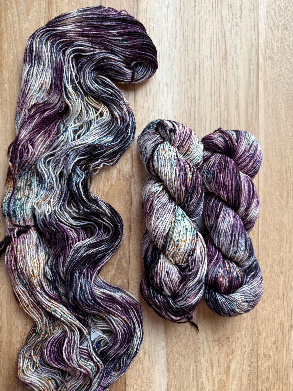 Malabrigo washted Yarn Ursula – Worsted Weight Superwash Merino Wool, Hand Dyed Soft Yarn, worsted weight wool yarn, black purple yarn