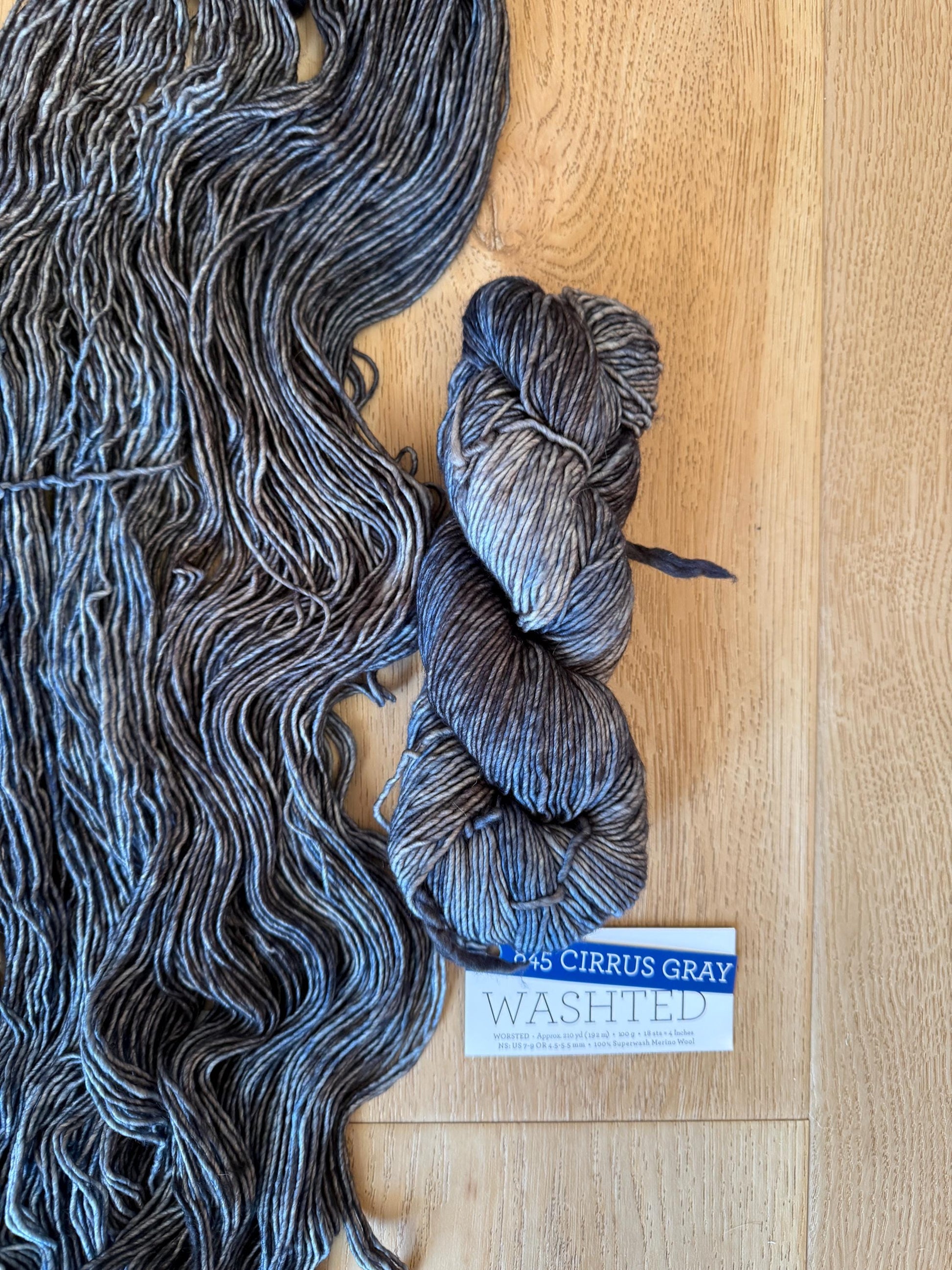 Malabrigo Washted Grey Yarn – Worsted Weight Superwash Merino Wool, Hand Dyed Soft Yarn, Knitting Yarn, Cirrus Grey