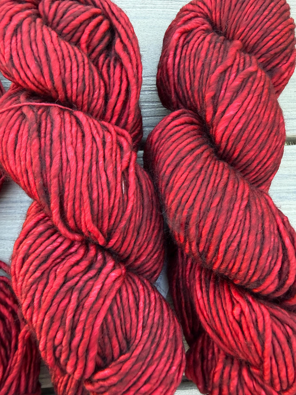 Malabrigo Mecha Cereza Red Yarn – Bulky Weight Superwash Merino Wool, Hand Dyed Soft Single-Ply Yarn, size 5 yearn