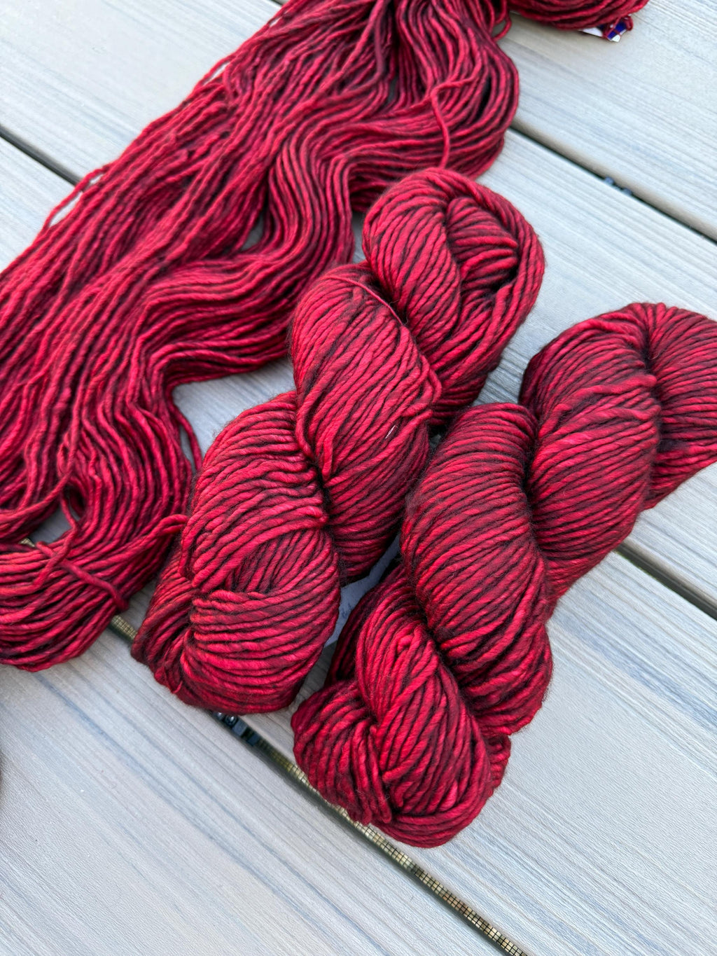 Malabrigo Mecha Cereza Red Yarn – Bulky Weight Superwash Merino Wool, Hand Dyed Soft Single-Ply Yarn, size 5 yearn