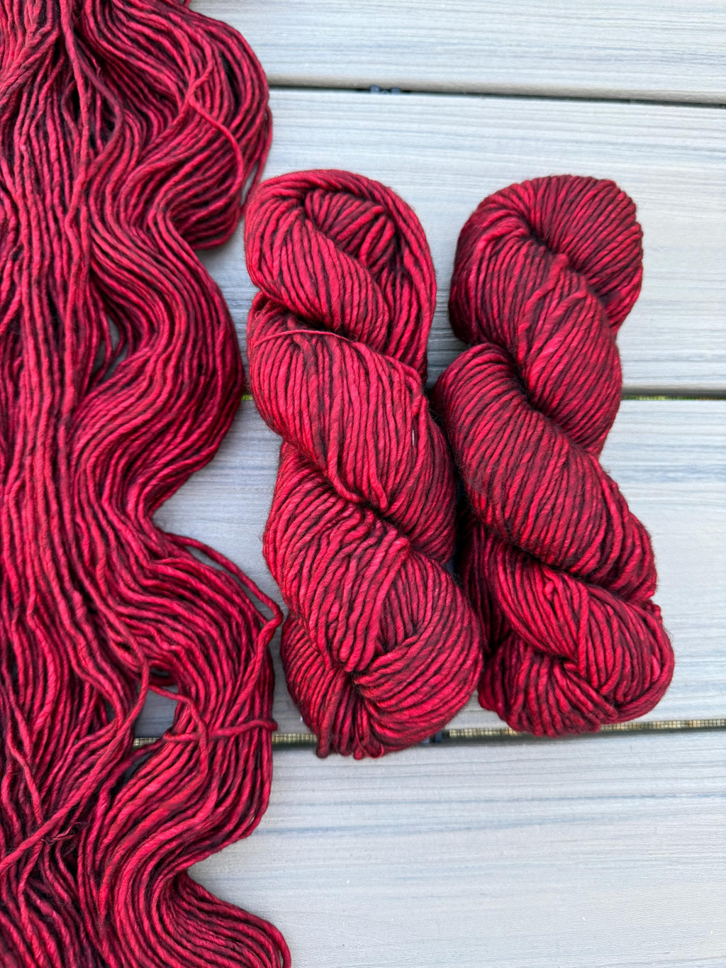 Malabrigo Mecha Cereza Red Yarn – Bulky Weight Superwash Merino Wool, Hand Dyed Soft Single-Ply Yarn, size 5 yearn