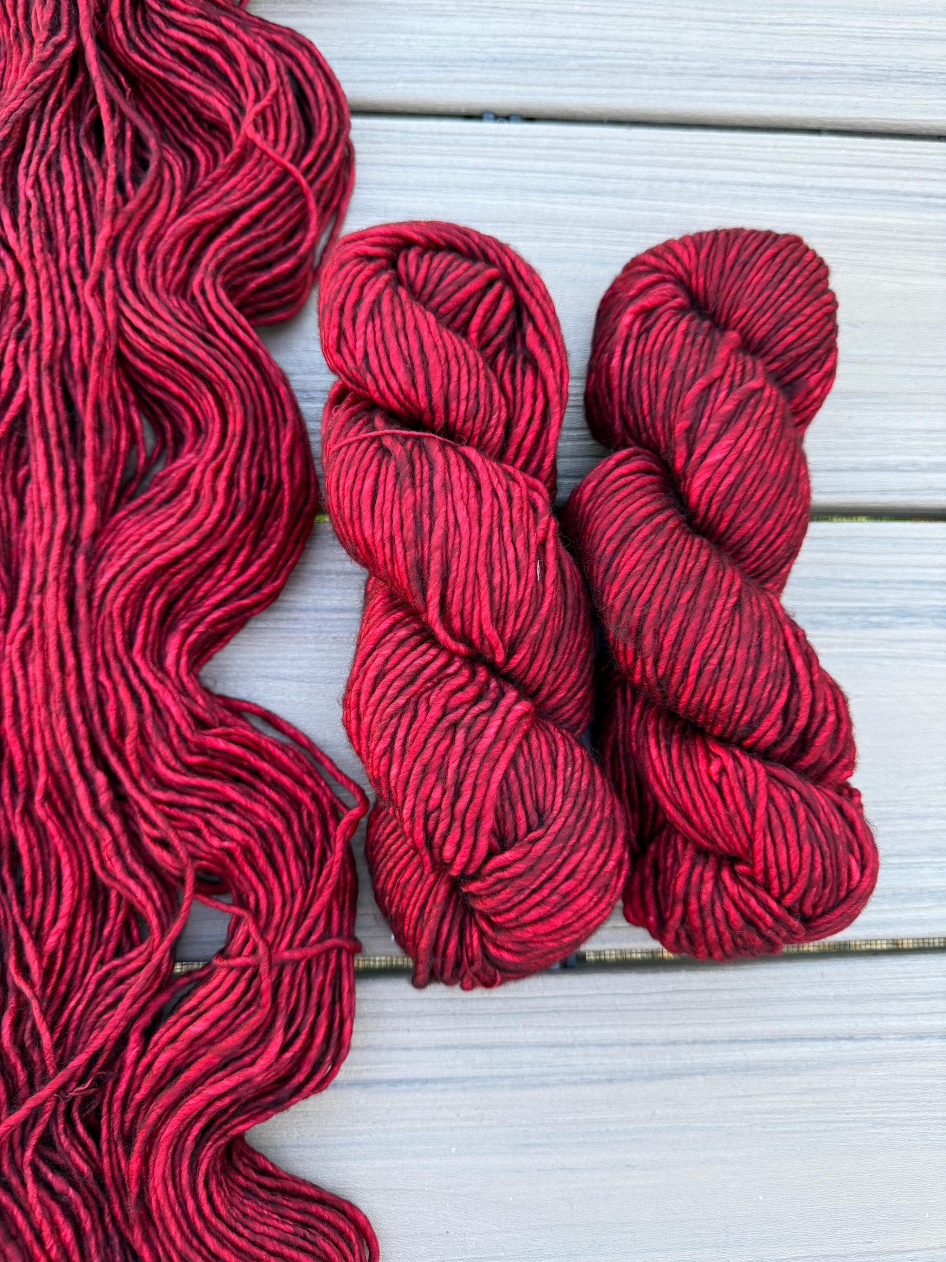 Malabrigo Mecha Cereza Red Yarn – Bulky Weight Superwash Merino Wool, Hand Dyed Soft Single-Ply Yarn, size 5 yearn