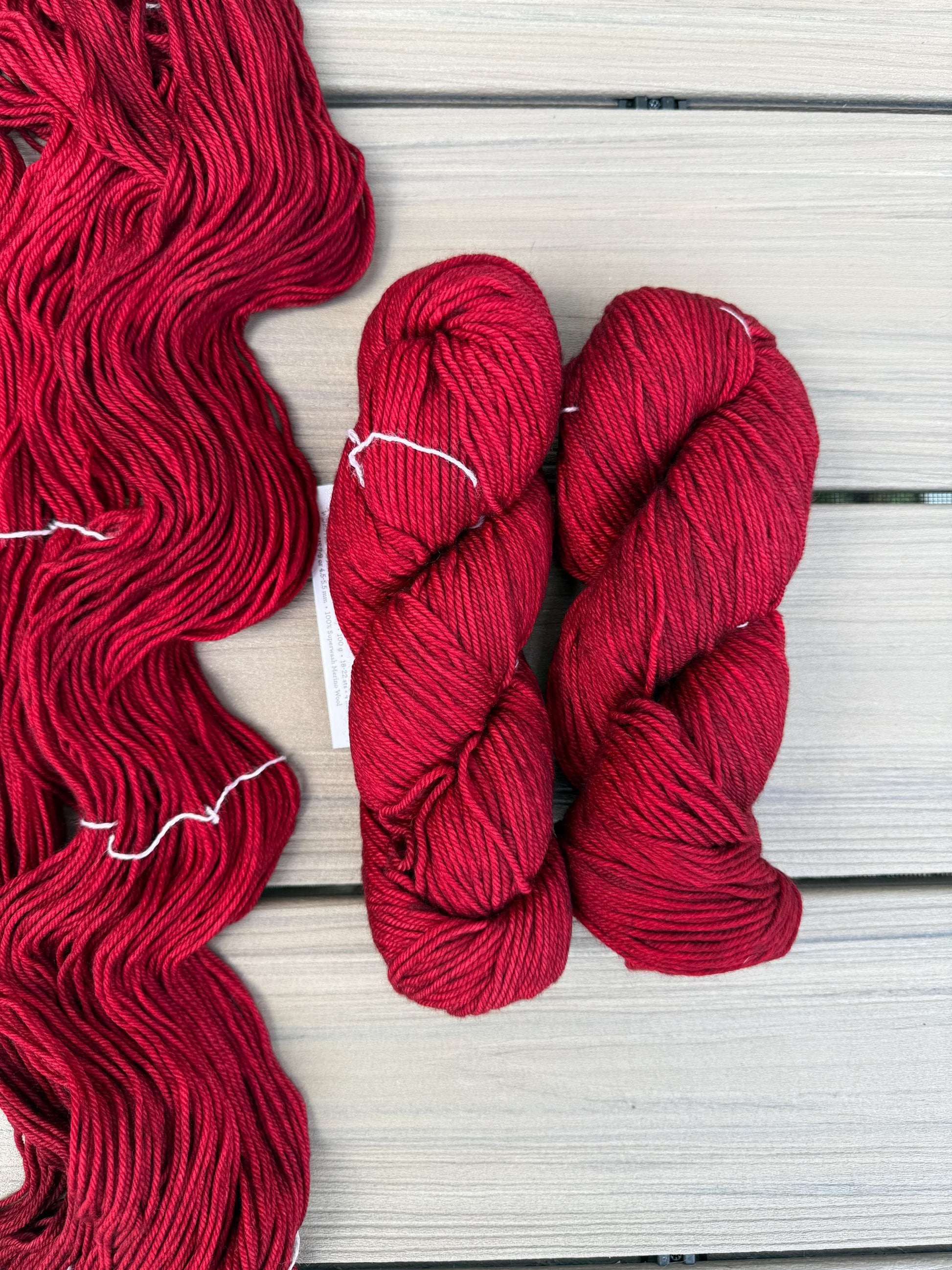 Malabrigo Rios Red Yarn - Cereza colorway– Worsted Weight Superwash Merino Wool, Hand Dyed Soft Yarn