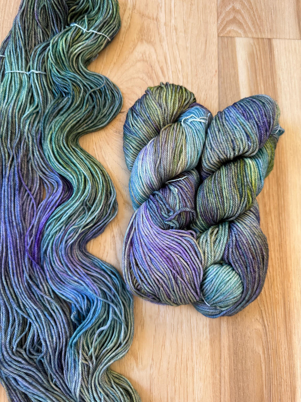 Malabrigo Rios Yarn Indiecita blue green yarn