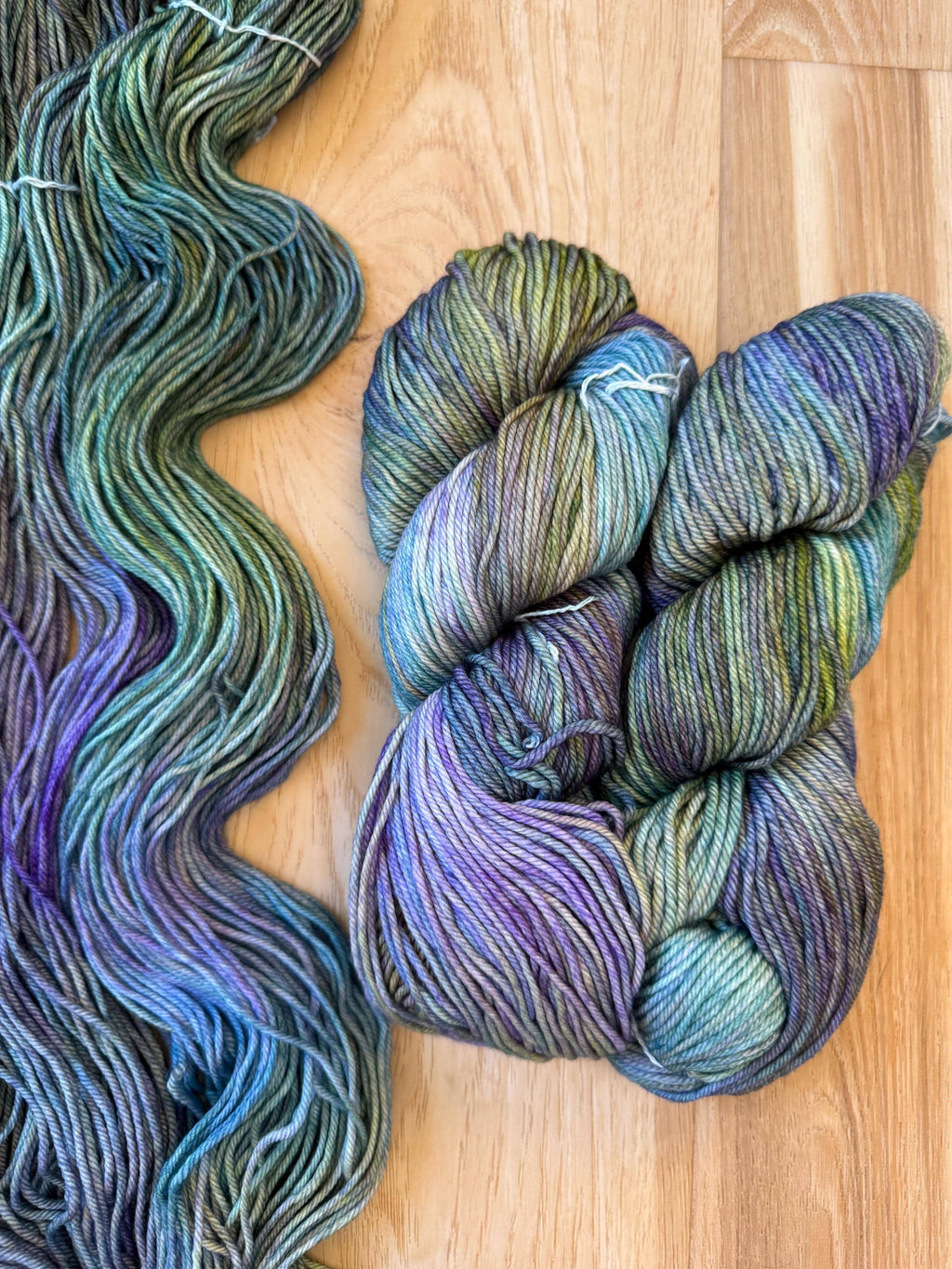 Malabrigo Rios Yarn Indiecita blue green yarn