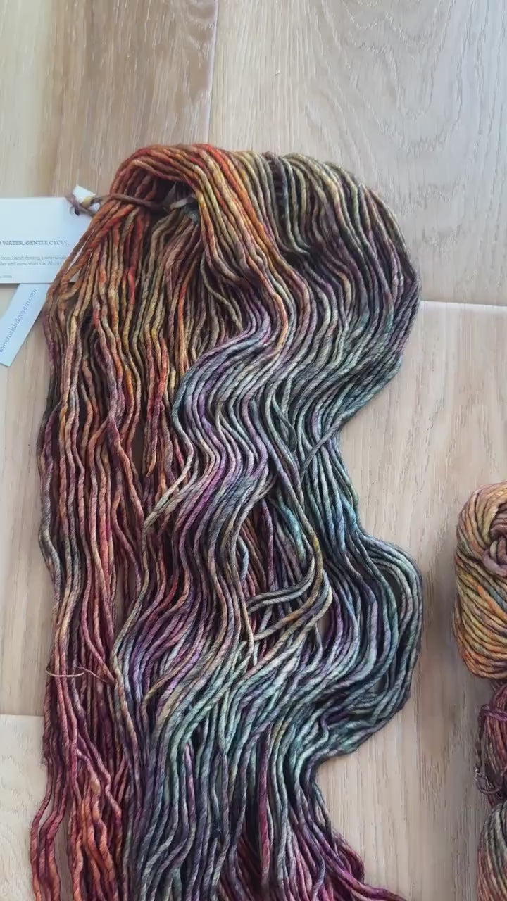 Malabrigo Mecha Piedras Yarn – Bulky Weight Superwash Merino Wool, Hand Dyed Soft Single-Ply Yarn, Chunky Knitting & Crochet Yarn